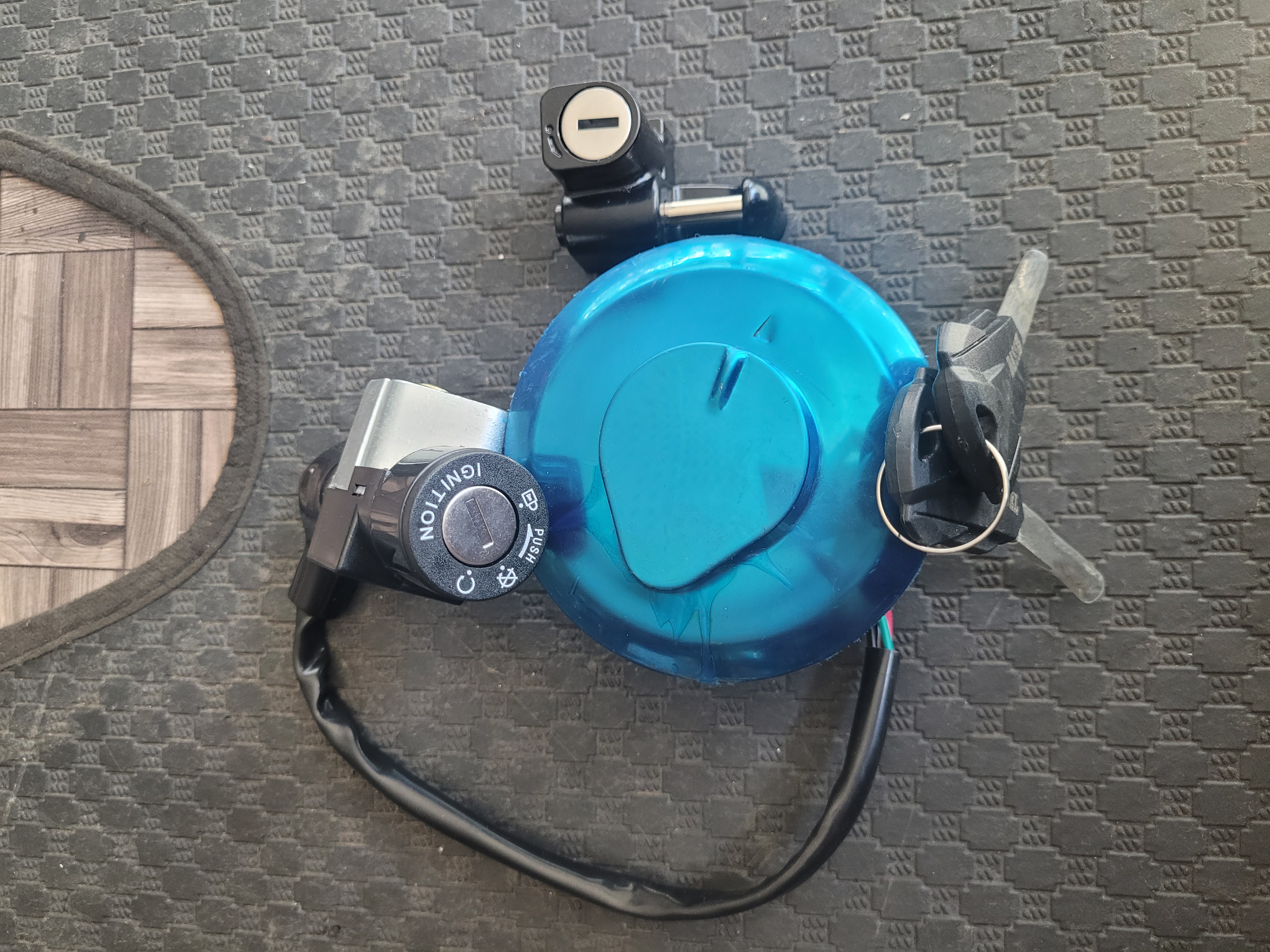 ست سوئیچ توسن 250